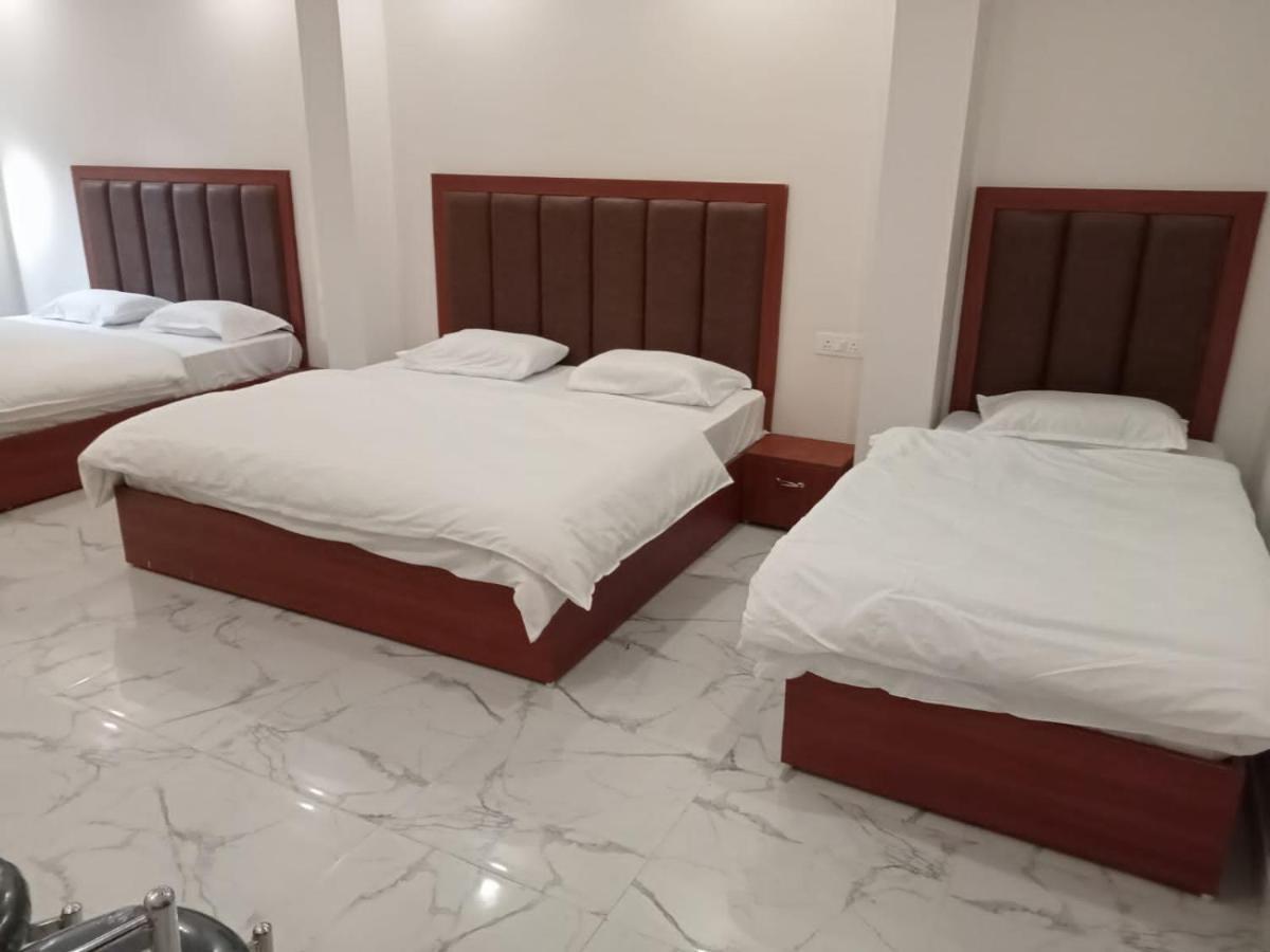 Hotel Kaushik Palace Haridwar Exterior photo
